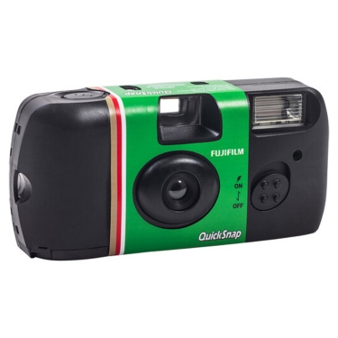 Fujifilm QuickSnap ISO 400 Disposable 35mm Film Camera with Flash (27 Exposures)