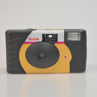 Kodak Power 35mm Film Disposable Camera with Flash (27 Exposures)