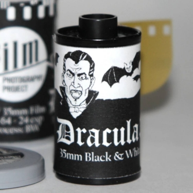 Film Photography Project  Dracula 35 400 B&W (35mm)
