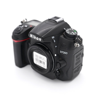 Nikon D7000 DSLR Camera Body (BGN) Used