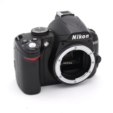 Nikon D3000 DSLR Camera Body (EX) Used