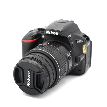 Nikon D5500 DSLR Camera with AF-S 18-55mm F3.5-5.6 G II DX VR Lens (As-Is - Grip Peeling) Used