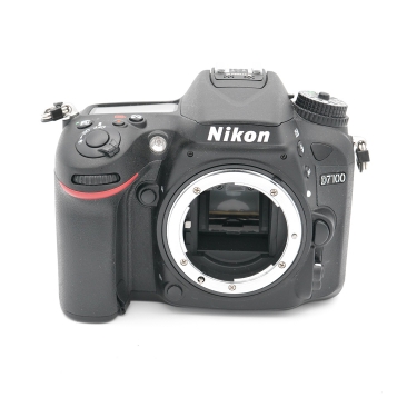 Nikon D7100 DSLR Camera Body (SC 359) - Used