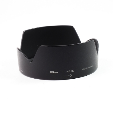 Nikon HB-32 Hood (18-70mm f/3.5-4.5G ED-IF AF-S DX)(EX+) Used