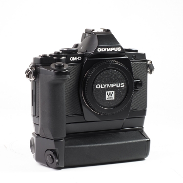 Olympus OM-D E-M5 Camera Body with HLD-6 Grip (EX+) Used