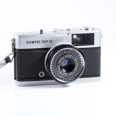 Olympus Trip 35 35mm Film Camera (New Seals) (BGN) Used
