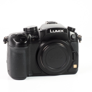 Panasonic Lumix GH3 (SC 1023)(EX) used