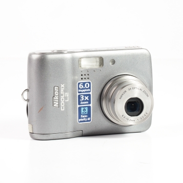 Nikon Coolpix L2 (BGN) used
