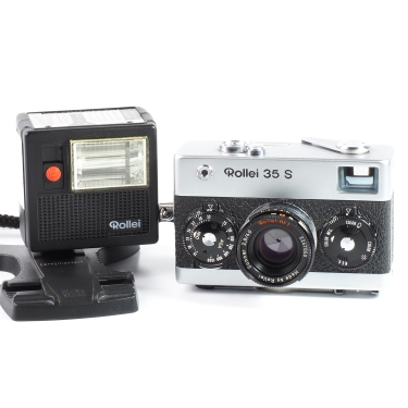 Rollei 35S + 100XLC flash (BGN)(1/2 sec off) used