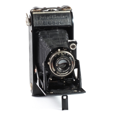 Voigtlander Bessa w/ Voigtar 10.5cm f6.3 used
