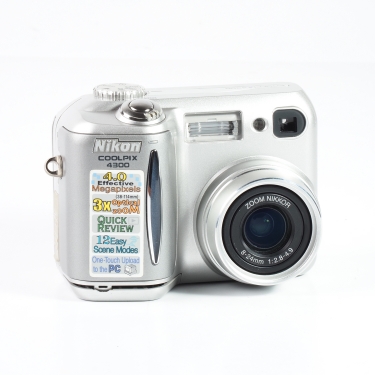 Nikon Coolpix 4300 used