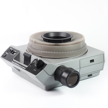 Kodak Ektagraphic IIIA Projector + 100-150mm Zoom (BGN) used