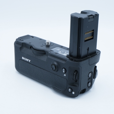 Sony VG-C3EM Battery Grip for Sony A7 III (LN) Used