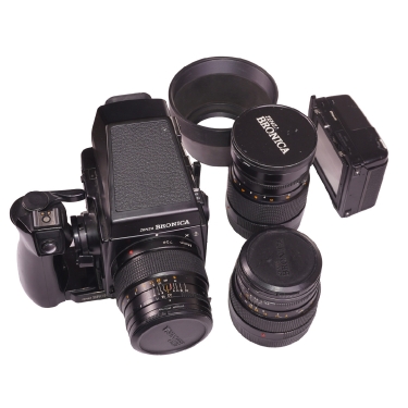 Bronica GS-1 Medium Format Film Camera with 100mm F3.5, 200mm F4.5, & 65mm F4 Lenses & Extra 5x7 Film Back. (EX) Used