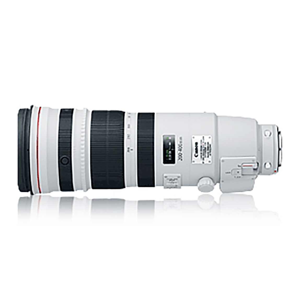 Canon EF 200-400mm F4.0 L IS USM Lens with 1.4x Extender