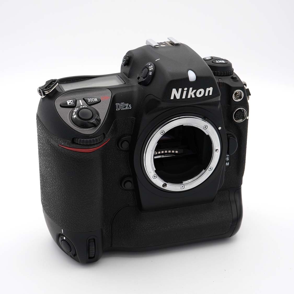 Nikon D2Xs DSLR Camera Body (BGN) Used