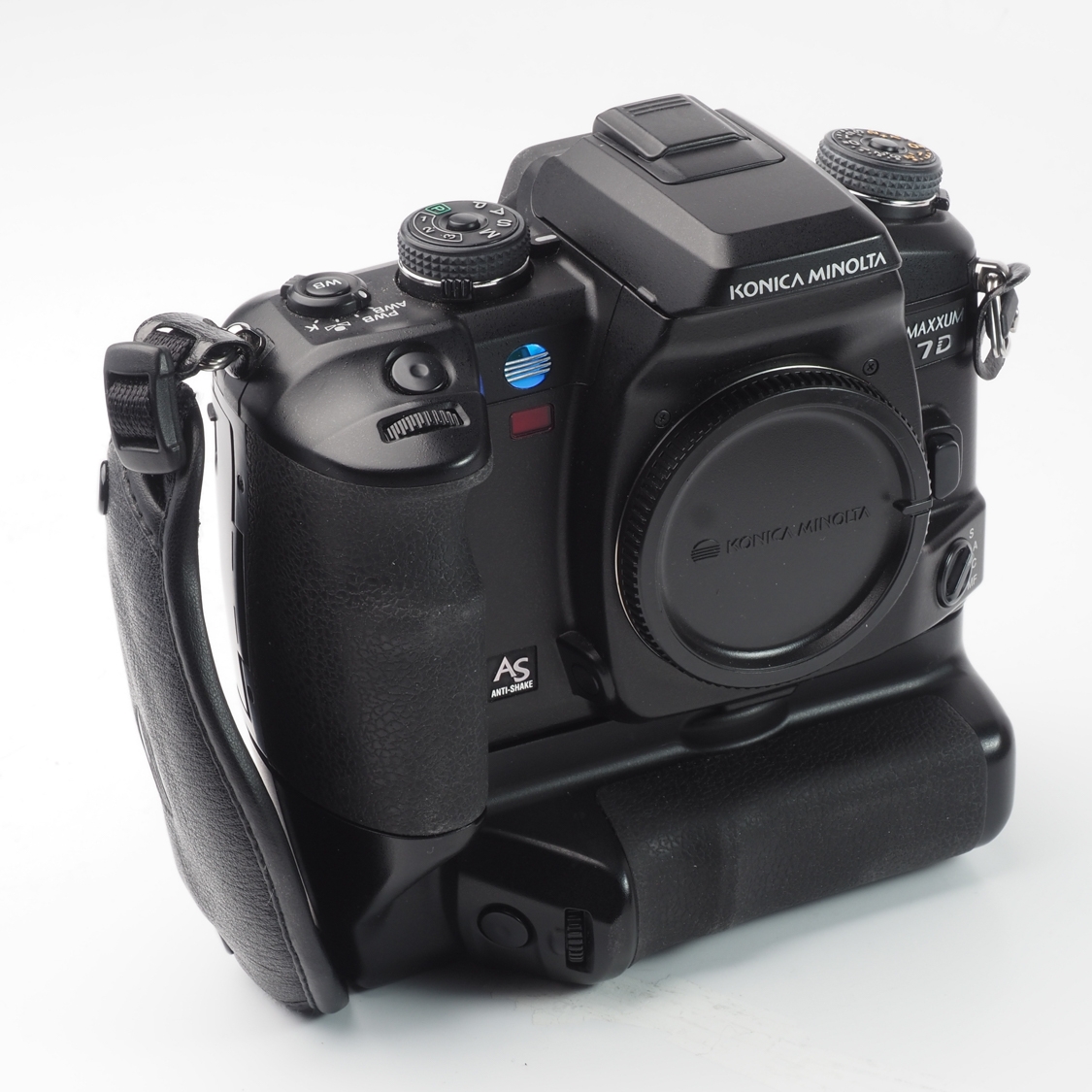 Konica Minolta Maxxum 7D + VC7D Grip (EX+) Used McBain Camera