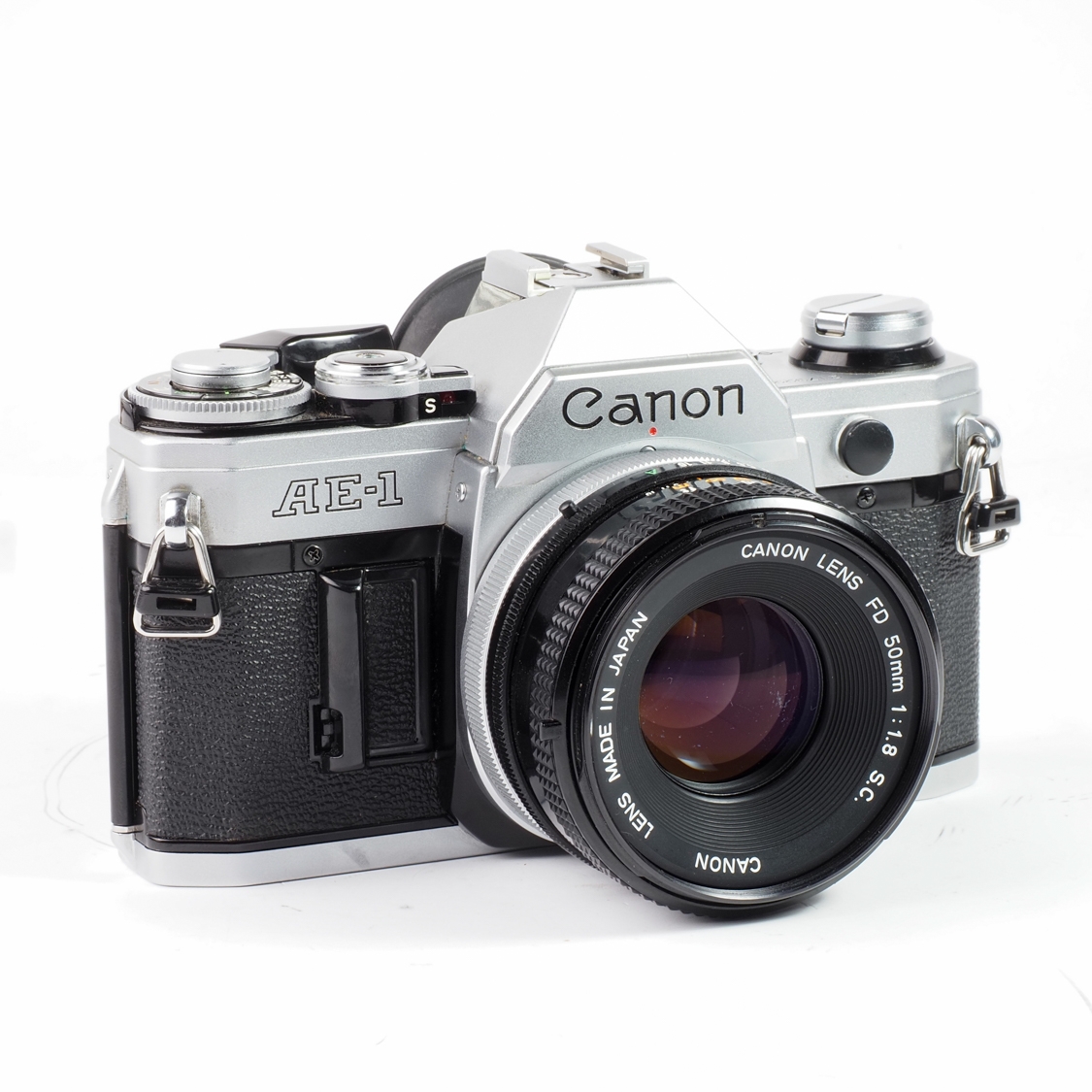 Canon AE-1 + 50mm F1.8 (EX)(NEW SEALS) Used