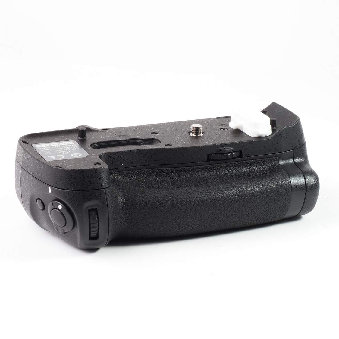 Nikon MB-D18 Grip (D850)(LN-) Used