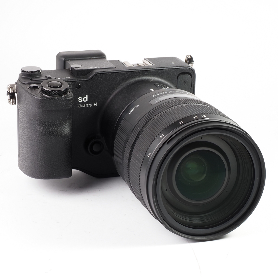 Sigma sd Quatrro H Camera with 24-70mm F2.8 DG Art Lens & UD-01 Dock (EX) Used