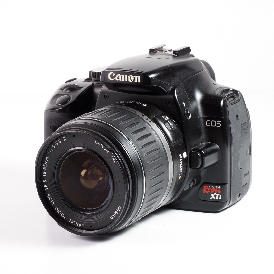 Canon EOS Rebel XTi DSLR Camera with 18-55mm f3.5-5.6 II Lens (BGN) used