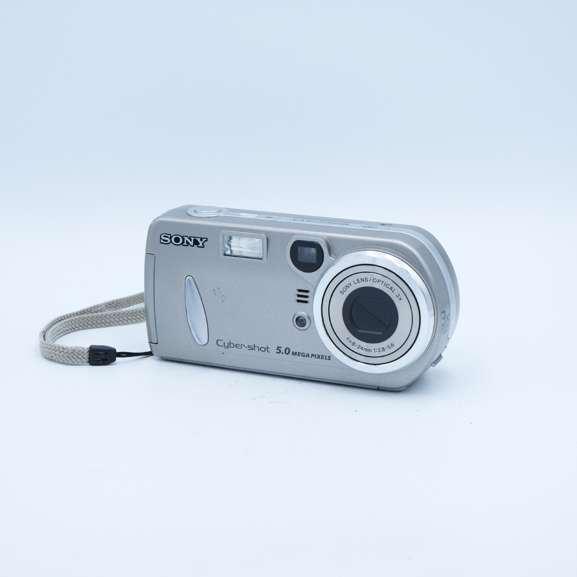 Sony Cybershot DSC-P92 Digital Camera (BGN) Used