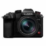 Panasonic LUMIX GH6 with Leica 12-60mm Lens