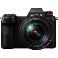 Panasonic Lumix S1 with 24-105mm F4.0 Lens - Open Box 