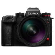 Panasonic Lumix S1R II Mirrorless Camera with 24-60mm f2.8 Lens