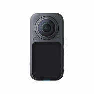 Insta360 X6 Action Camera Essentials Bundle (Midnight Black)