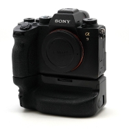 Sony A9 II Camera Body w/ Meike Battery Grip (SC 10503) (EX) Used