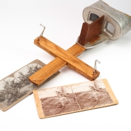 Underwood & Underwood Sun Sculpture Stereoscope with 93 Cards (BGN) Used