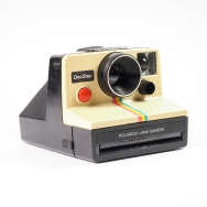 Polaroid One Step Rainbow (BGN)(YELLOWED) Used