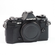 Olympus OM-D E-M5 II (BGN) Used Mirrorless Camera Body