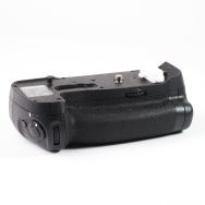 Nikon MB-D18 Grip (D850)(LN-) Used