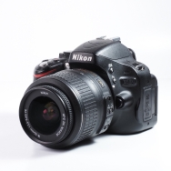 Nikon D5100 DSLR Camera with 18-55mm 3.5-5.6 Lens (SC 8897)(EX) Used