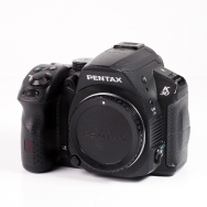 Pentax K-30 Body W/ D-BH109 AA Battery Adapter (SC 9028)(BGN) Used