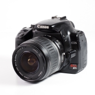 Canon EOS Rebel XTi DSLR Camera with 18-55mm f3.5-5.6 II Lens (BGN) used