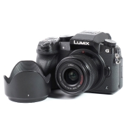 Panasonic Lumix G7 + 14-42mm f3.5-5.6 Asph. O.I.S. (EX) used